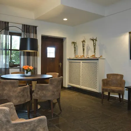 Zur Waldbahn Ξενοδοχείο 4*