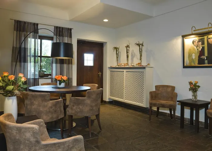 Zur Waldbahn Hotel 4*