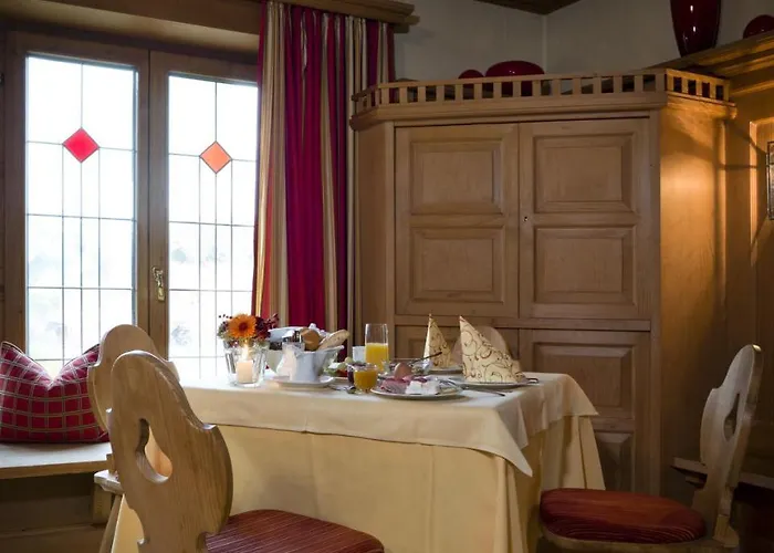Hotel Zur Waldbahn 4*